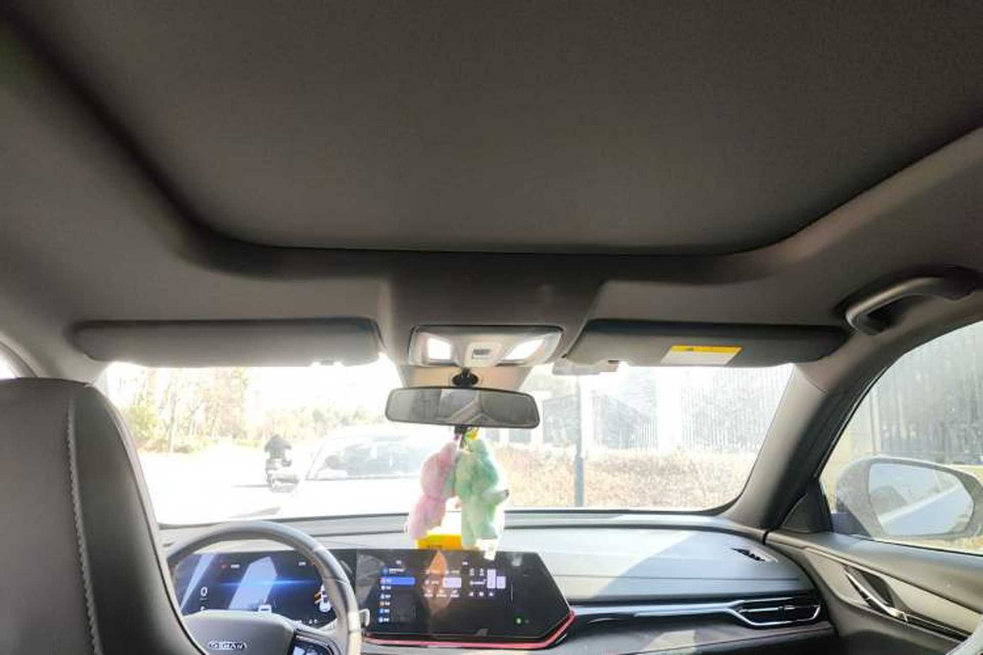 Used CHANGAN OSHAN X5 PLUS 2023 Revised Version 1.5T DCT Navigation Edition Headliner