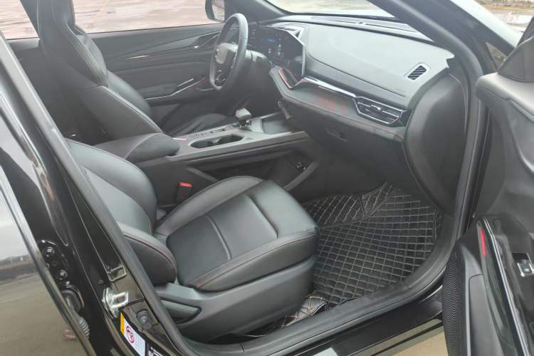 Used CHANGAN OSHAN X5 PLUS 2023 1.5T DCT Navigation Edition Interior 6