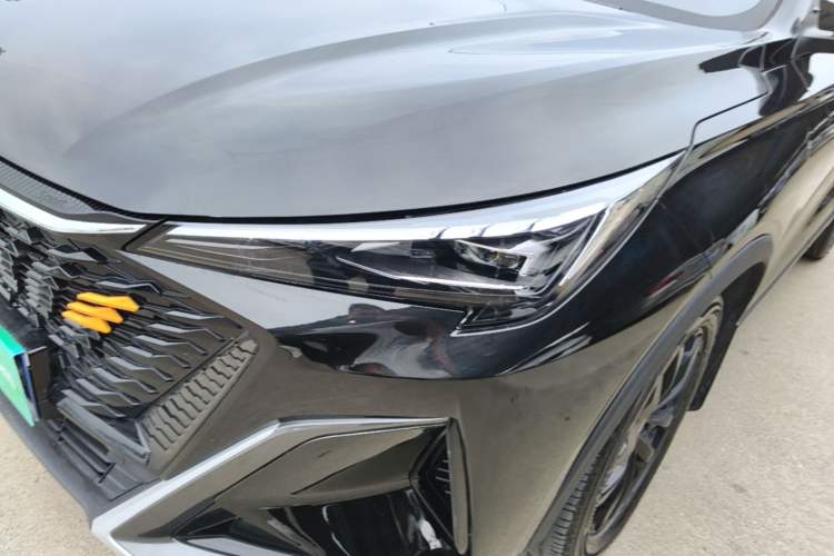 Used CHANGAN OSHAN X5 PLUS 2023 Revised 1.5T DCT Pioneer Edition Left Front Headlight