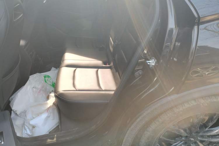 Used CHANGAN OSHAN X5 PLUS 2023 1.5T DCT Excellence Edition Left Rear Seat