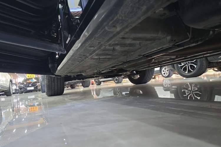 Used CHANGAN OSHAN X5 PLUS 2023 1.5T DCT Enjoyment Version Left Side Sill