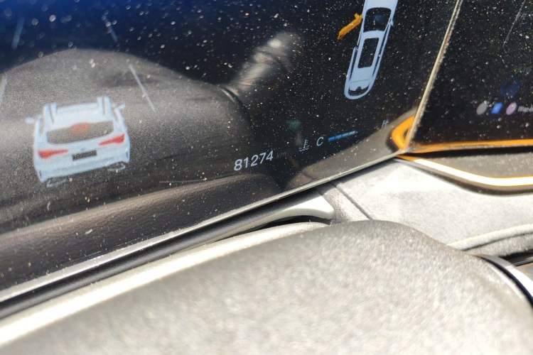 Used CHANGAN OSHAN X5 PLUS 2023 1.5T DCT Smart & Fun AI Edition Odometer Close Up