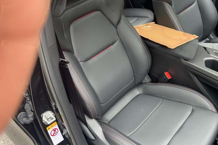 Used CHANGAN OSHAN X5 PLUS 2023 1.5T DCT Navigation Edition Right Front Seat