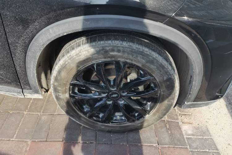 Used CHANGAN OSHAN X5 PLUS 2023 1.5T DCT Excellence Edition Right Front Wheel Hub