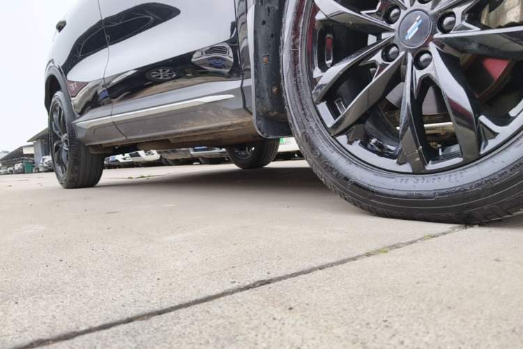 Used CHANGAN OSHAN X5 PLUS 2023 Revised 1.5T DCT Pioneer Edition Right Side Sill