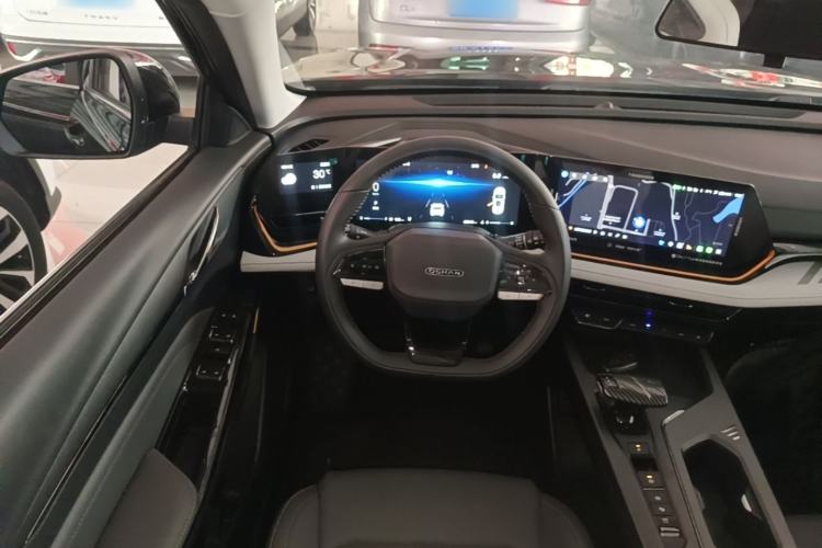 Used CHANGAN OSHAN X5 PLUS 2023 1.5T DCT Smart & Fun AI Edition Steering Wheel