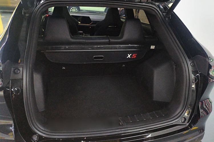 Used CHANGAN OSHAN X5 PLUS 2023 1.5T DCT Excellence Edition Trunk