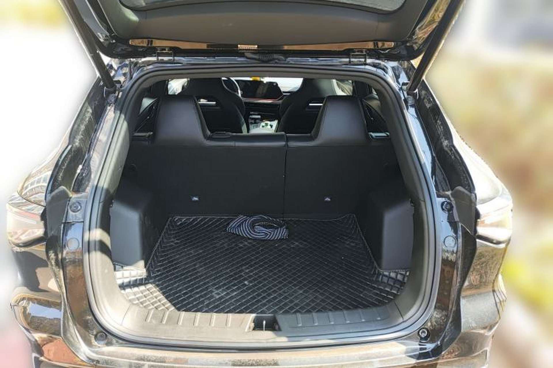 Used CHANGAN OSHAN X5 PLUS 2023 Revised Version 1.5T DCT Navigation Edition Trunk