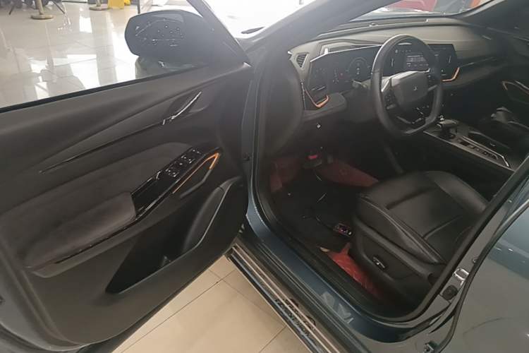 Used CHANGAN OSHAN X5 PLUS 2023 1.5T DCT Excellence Edition Driver Seat