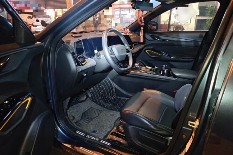 Used CHANGAN OSHAN X5 PLUS 2023 1.5T DCT Pioneer Edition Driver Seat