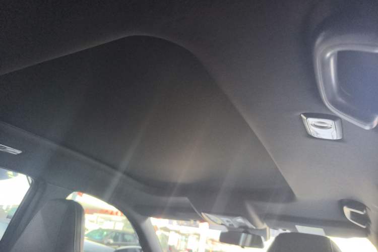 Used CHANGAN OSHAN X5 PLUS 2023 1.5T DCT Navigation Edition Headliner