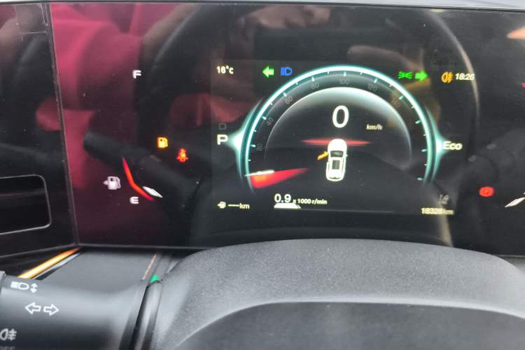 Used CHANGAN OSHAN X5 PLUS 2023 Revised 1.5T DCT Excellence Edition Instrument Cluster