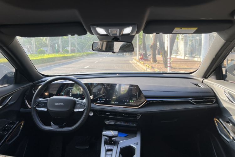 Used CHANGAN OSHAN X5 PLUS 2023 Revised 1.5T DCT Excellence Edition Interior 1