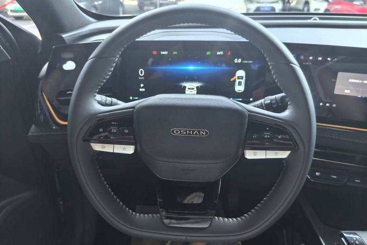 Used CHANGAN OSHAN X5 PLUS 2023 1.5T DCT Navigation Edition Interior 3