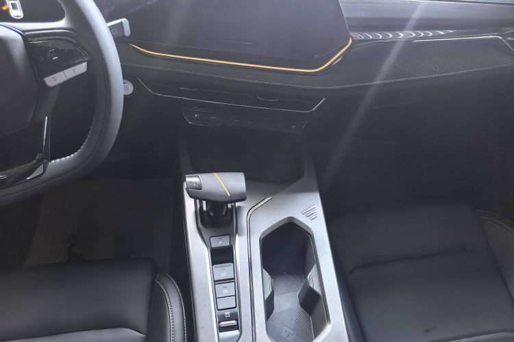 Used CHANGAN OSHAN X5 PLUS 2023 1.5T DCT Navigation Edition Interior 4