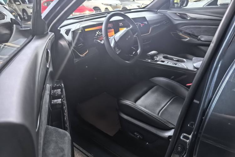 Used CHANGAN OSHAN X5 PLUS 2023 1.5T DCT Navigation Edition Interior 5