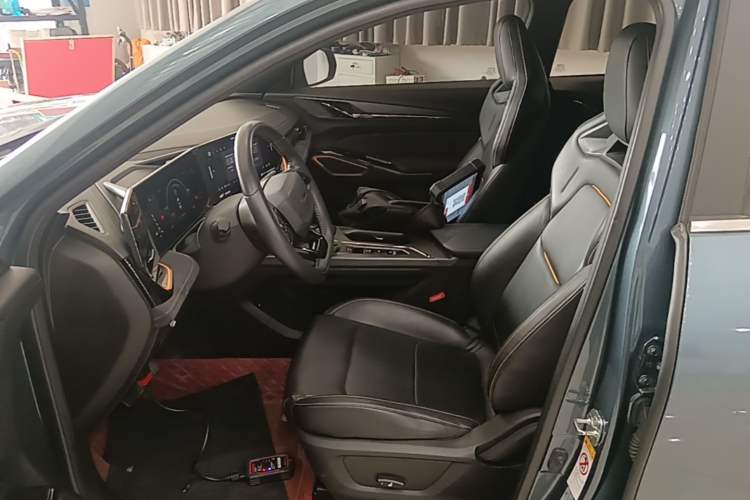 Used CHANGAN OSHAN X5 PLUS 2023 1.5T DCT Excellence Edition Left Front Seat