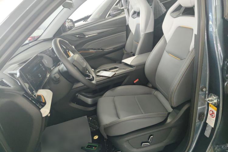 Used CHANGAN OSHAN X5 PLUS 2023 1.5T DCT Smart & Fun AI Edition Left Front Seat