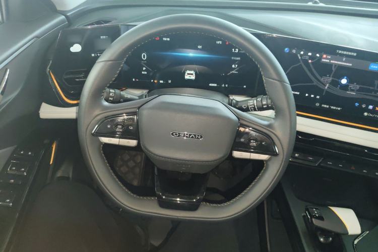 Used CHANGAN OSHAN X5 PLUS 2023 1.5T DCT Smart & Fun AI Edition Steering Wheel