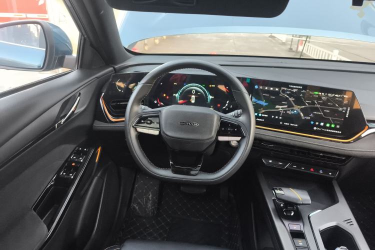 Used CHANGAN OSHAN X5 PLUS 2023 Revised 1.5T DCT Excellence Edition Steering Wheel
