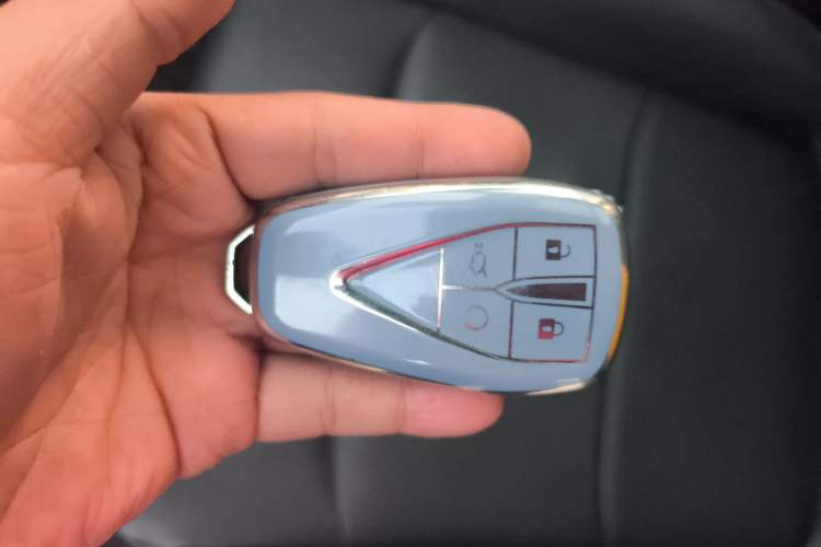 Used CHANGAN OSHAN X5 PLUS 2023 Revised 1.5T DCT Excellence Edition Vehicle Key