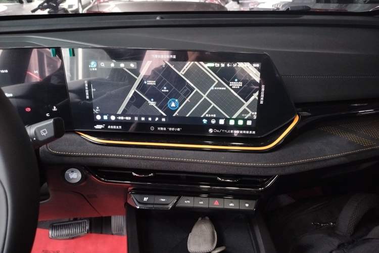 Used CHANGAN OSHAN X5 PLUS 2023 1.5T DCT Excellence Edition Audio And AC Panel