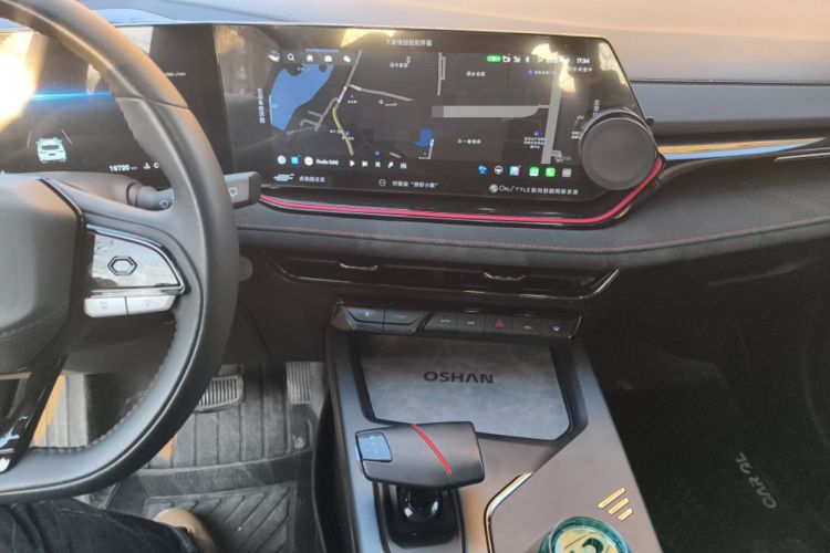 Used CHANGAN OSHAN X5 PLUS 2023 Revised Version 1.5T DCT Navigation Edition Audio And AC Panel