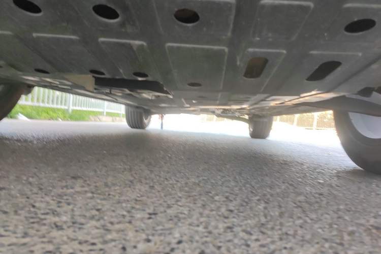 Used CHANGAN OSHAN X5 PLUS 2023 1.5T DCT Pioneer Edition Chassis Front