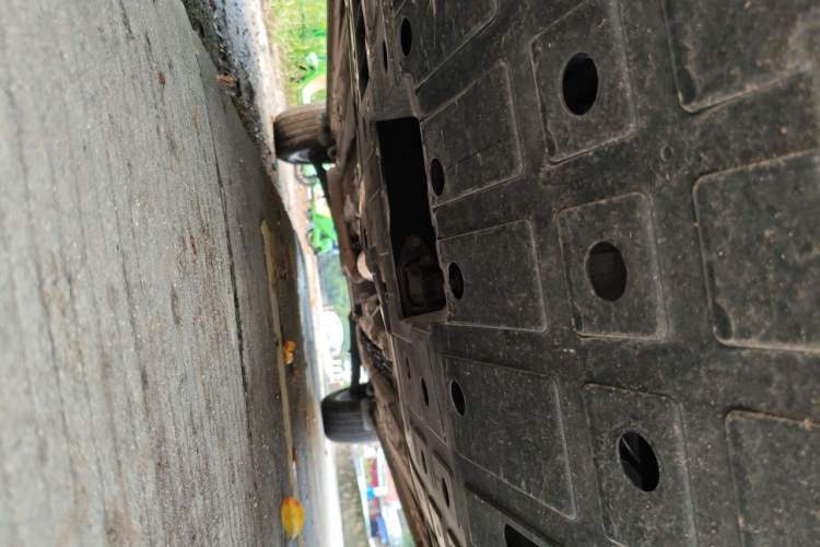 Used CHANGAN OSHAN X5 PLUS 2023 1.5T DCT Pioneer Edition Chassis Front