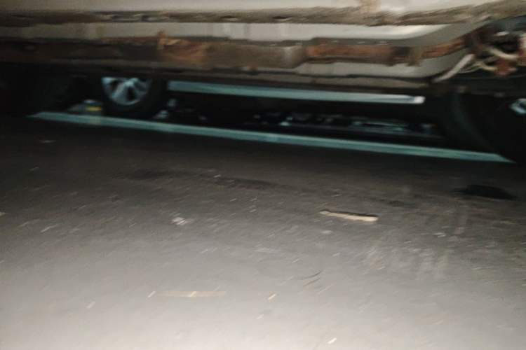 Used CHANGAN OSHAN X5 PLUS 2023 Revised 1.5T DCT Excellence Edition Chassis Front Right