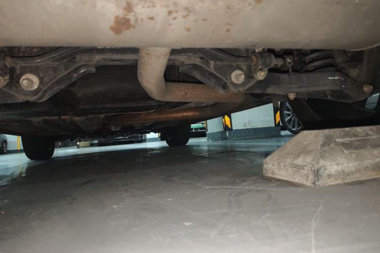 Used CHANGAN OSHAN X5 PLUS 2023 Revised 1.5T DCT Excellence Edition Chassis Rear