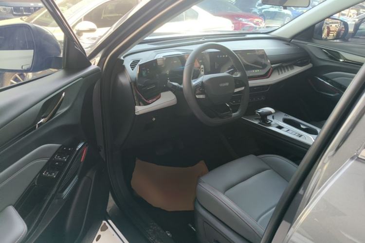 Used CHANGAN OSHAN X5 PLUS 2023 1.5T DCT Excellence Edition Driver Seat