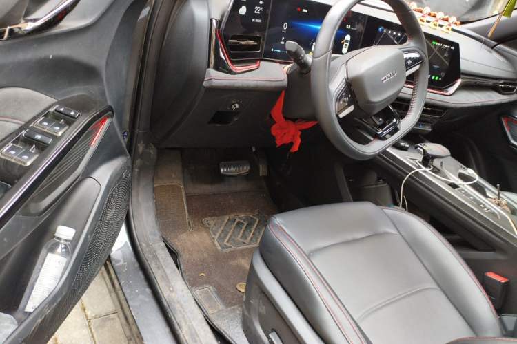Used CHANGAN OSHAN X5 PLUS 2023 1.5T DCT Navigation Edition Driver Seat