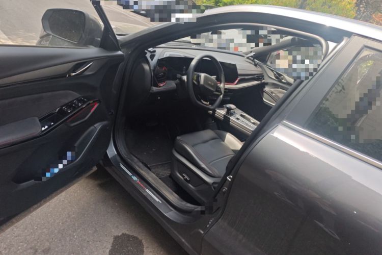 Used CHANGAN OSHAN X5 PLUS 2023 1.5T DCT Navigation Edition Driver Seat
