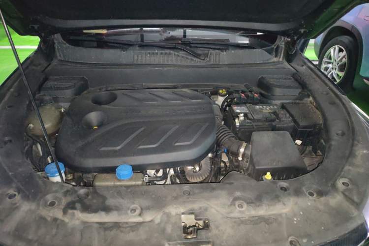 Used CHANGAN OSHAN X5 PLUS 2023 Revised 1.5T DCT Excellence Edition Engine Bay