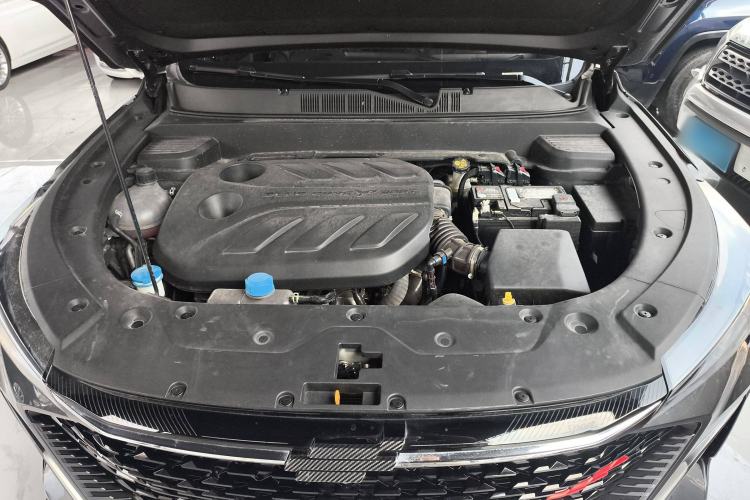 Used CHANGAN OSHAN X5 PLUS 2023 1.5T DCT Navigation Edition Engine Bay
