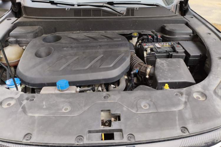 Used CHANGAN OSHAN X5 PLUS 2023 1.5T DCT Navigation Edition Engine Bay