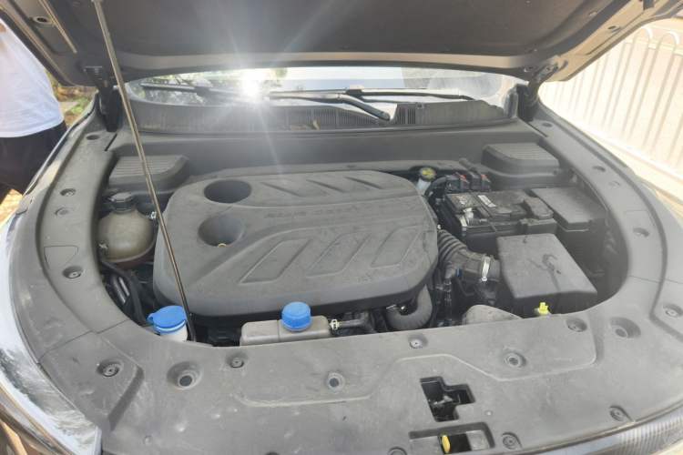 Used CHANGAN OSHAN X5 PLUS 2023 1.5T DCT Smart & Fun AI Edition Engine Bay