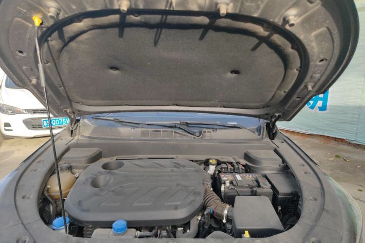 Used CHANGAN OSHAN X5 PLUS 2023 Revised 1.5T DCT Pioneer Edition Engine Bay
