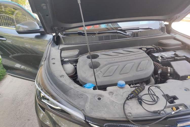 Used CHANGAN OSHAN X5 PLUS 2023 1.5T DCT Pioneer Edition Engine Bay Right