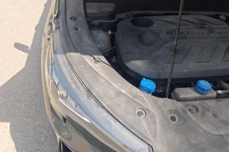 Used CHANGAN OSHAN X5 PLUS 2023 1.5T DCT Navigation Edition Engine Bay Right