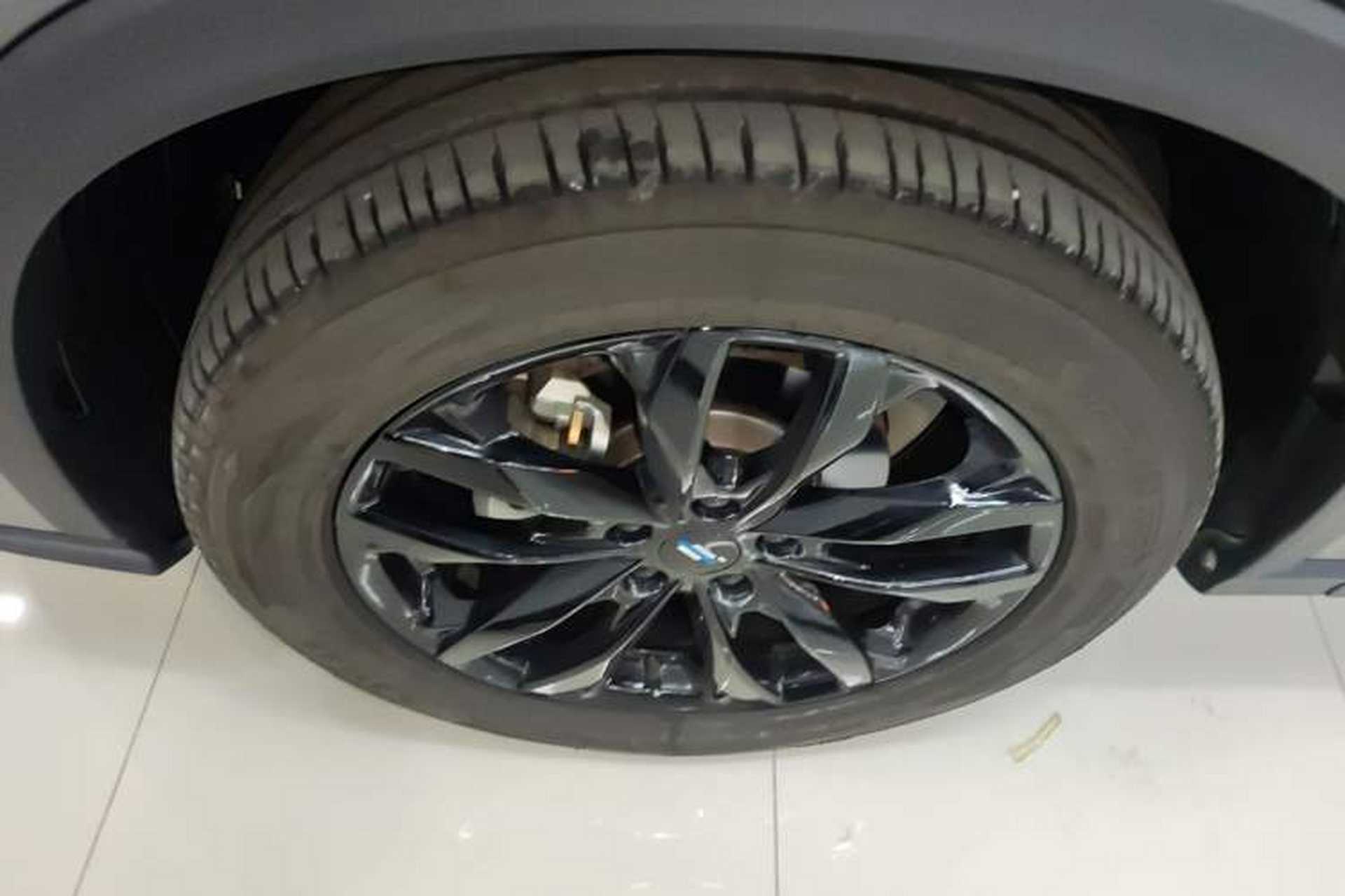 Used CHANGAN OSHAN X5 PLUS 2023 Revised 1.5T DCT Pioneer Edition Exterior 1