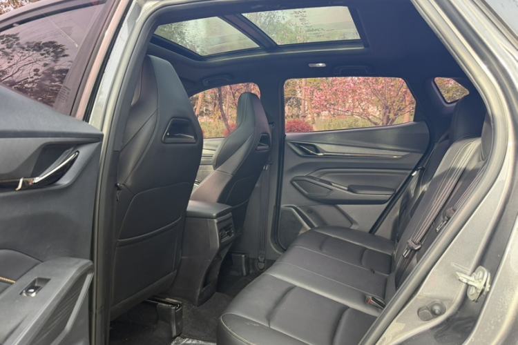 Used CHANGAN OSHAN X5 PLUS 2023 Revised 1.5T DCT Pioneer Edition Exterior 1