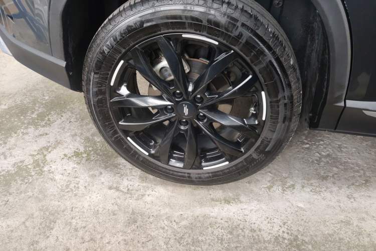 Used CHANGAN OSHAN X5 PLUS 2023 Revised 1.5T DCT Pioneer Edition Exterior 5