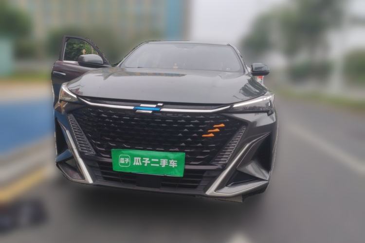 Used CHANGAN OSHAN X5 PLUS 2023 1.5T DCT Pioneer Edition Front