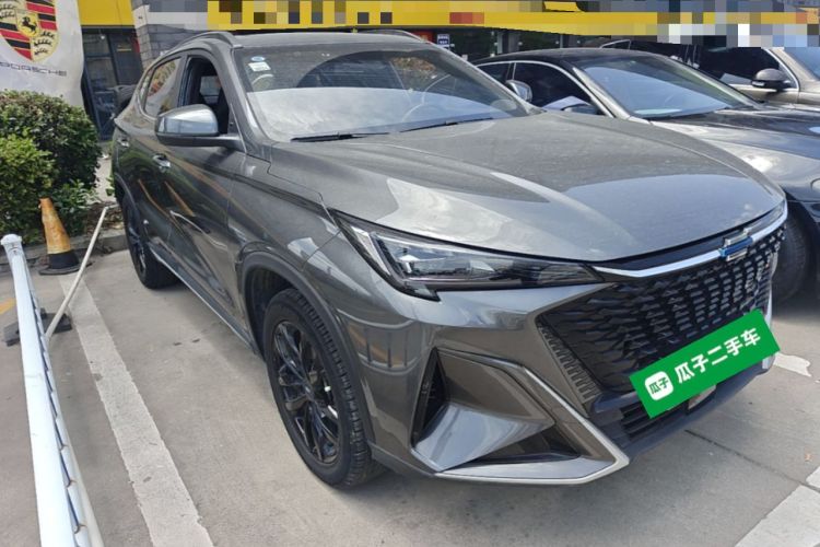 Used CHANGAN OSHAN X5 PLUS 2023 1.5T DCT Pioneer Edition Dynamic Version Front Right 45 Deg