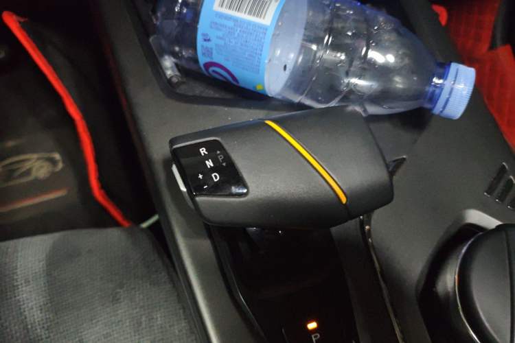 Used CHANGAN OSHAN X5 PLUS 2023 Revised 1.5T DCT Excellence Edition Gear Lever