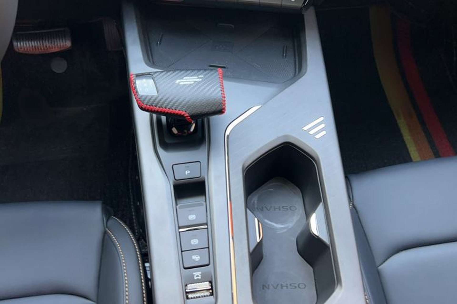 Used CHANGAN OSHAN X5 PLUS 2023 Revised 1.5T DCT Smart & Fun AI Edition Gear Lever