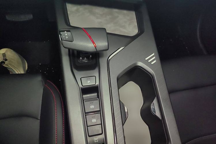 Used CHANGAN OSHAN X5 PLUS 2023 Revised Version 1.5T DCT Navigation Edition Gear Lever