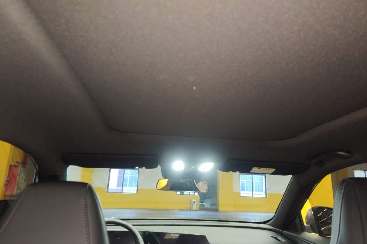 Used CHANGAN OSHAN X5 PLUS 2023 Revised 1.5T DCT Excellence Edition Headliner